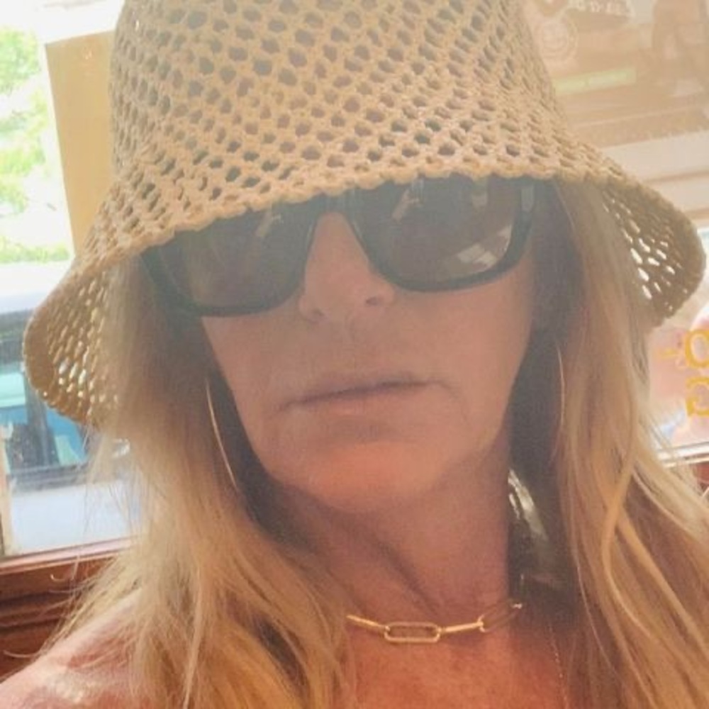 Meet your Posher, Lesa